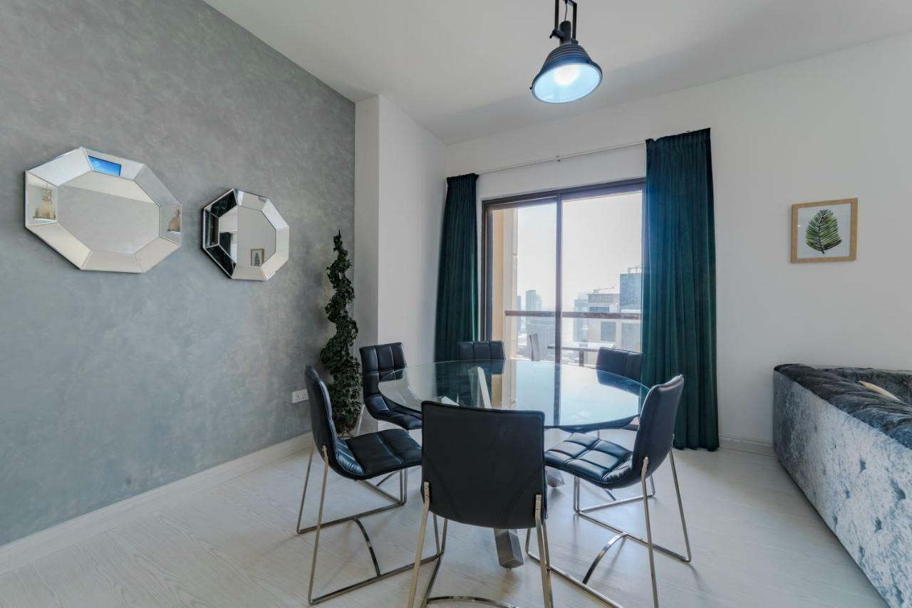 Icon Casa Living - Rimal 6-Jbr Marina View Apartamento Dubái Exterior foto